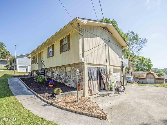 3rd image of 8404 Grane Lefe St #Z