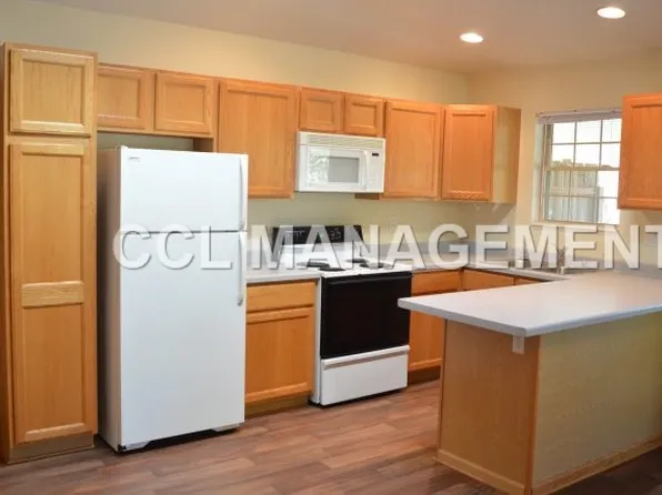 8046 Dairy Ridge Rd, Verona, WI 53593