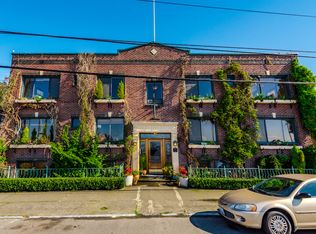 2348 Alki Ave SW APT 305, Seattle, WA 98116