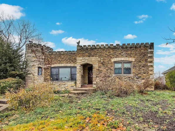 1115 N Ridgeland Ave, Oak Park, IL 60302