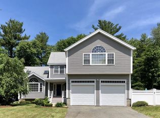 32 Hereford Ln, East Bridgewater, MA 02333