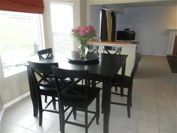 3rd image of 8794 Woodridge Dr