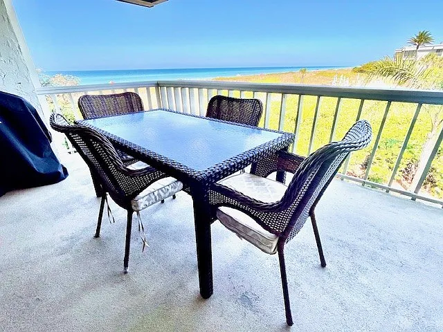 2 bed, 1561 sqft, $5,500 — Photo 2