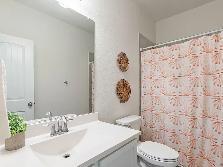 1413 Lake Grove Dr — Photo 11