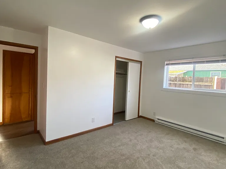 1272 Ruge St NW — Photo 10
