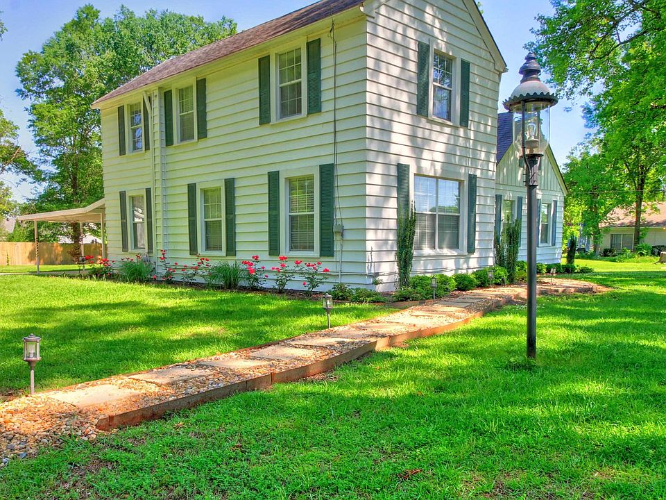 212 N Elm St, New Boston, TX 75570 Zillow