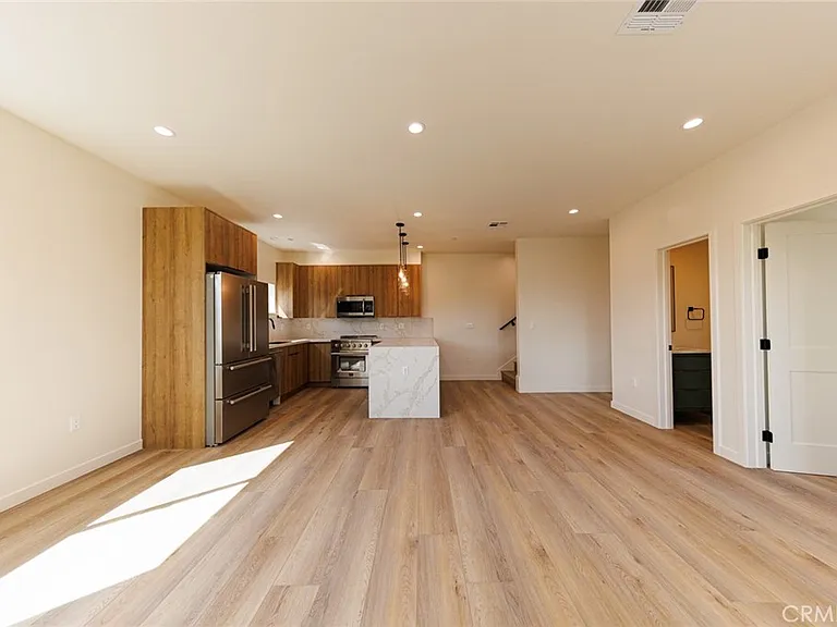 5933 Comey Ave #1 — Photo 12
