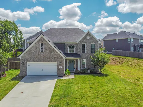 2636 Timber Highlands Ln, Knoxville, TN 37932
