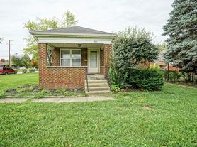 5159 E 16th St, Indianapolis, IN