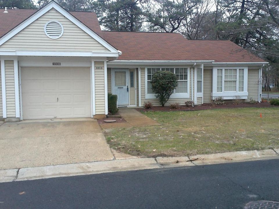 1st image of 990B Buckingham Dr