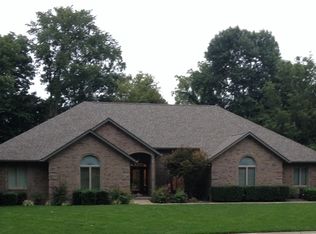 1635 Golf Course Dr, Belleville, IL