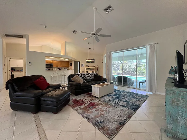17146 Marydale Rd — Photo 5