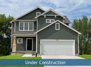 694 Pinewood Dr, Grass Lake, MI