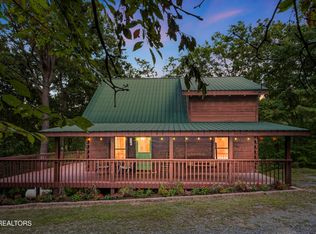 4224 Chamberlain Ln, Sevierville, TN 37862