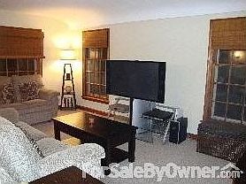 5th image of 6825 W Clarke St