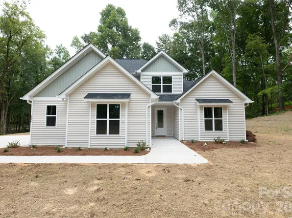 3930 Sunset Valley Dr, Concord, NC 28025