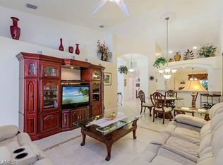 8279 Ibis Cove Cir, Naples, FL 34119