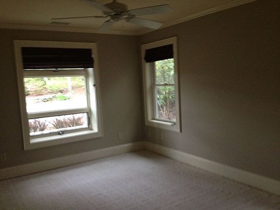 Large main floor guest 