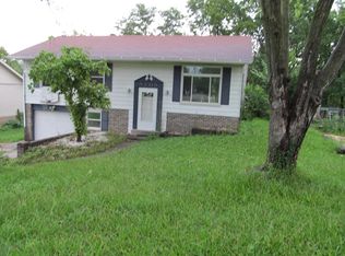 5208 Bagnall Dr, Jefferson City, MO 65109
