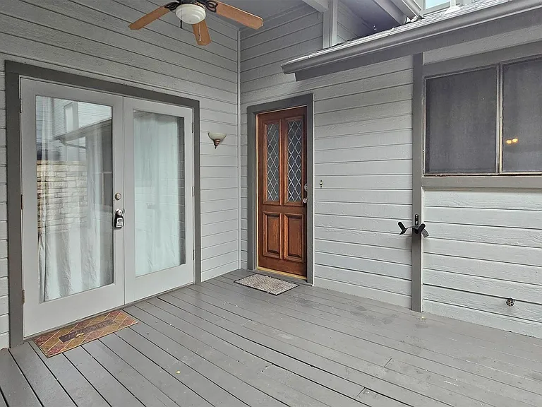 8900 Mariscal Canyon Dr — Photo 4