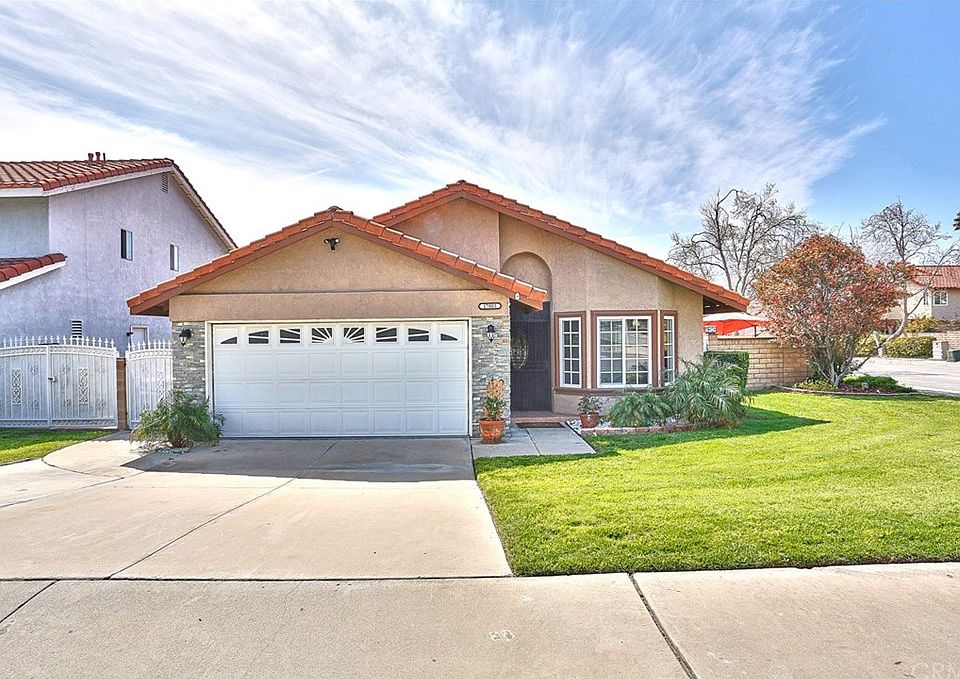 1st image of 17003 Los Cedros Ave