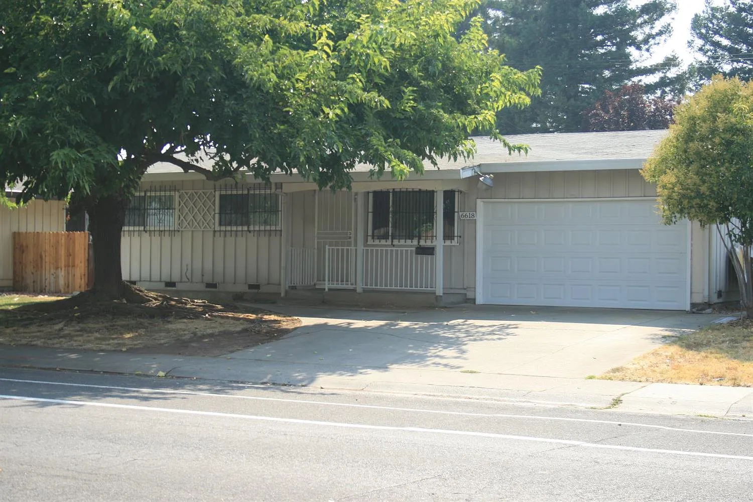 6618 47th St photo 1