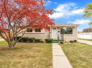 152 Theodore Dr, Monroe, MI 48162