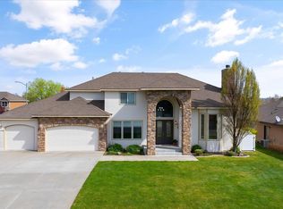 2706 Sawgrass Loop, Richland, WA 99354