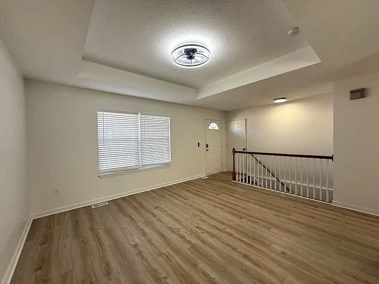 Mission Road - Harrisonville - 900 — Photo 5