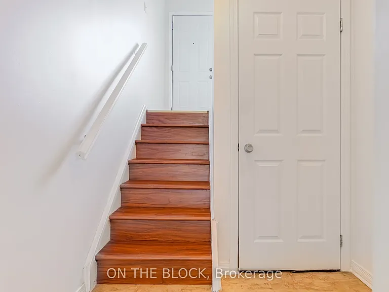 47 Carleton Pl — Photo 32