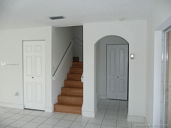 5th image of 420 NW 114th Ave Unit 107-11