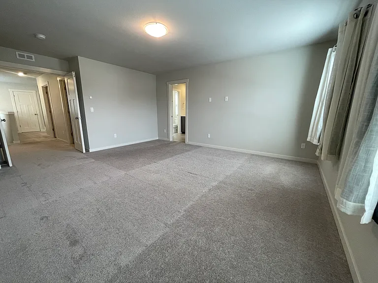 8775 SW Mohegan Ln — Photo 17