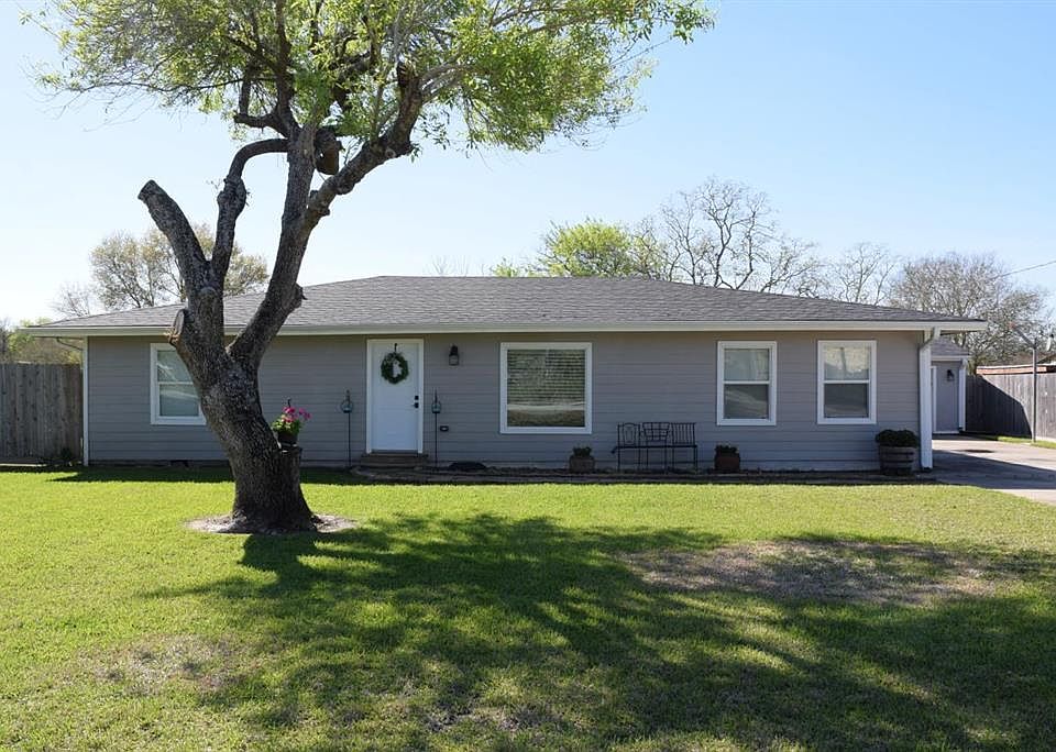 1st image of 110 Smith Ln