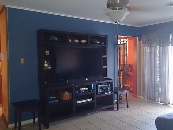 5th image of 1030 Hall Ave