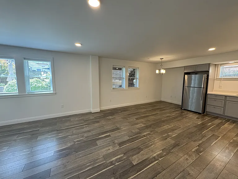 243 Keokuk St — Photo 5