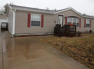 4716 Autumn Ridge Dr, Columbus, IN 47203