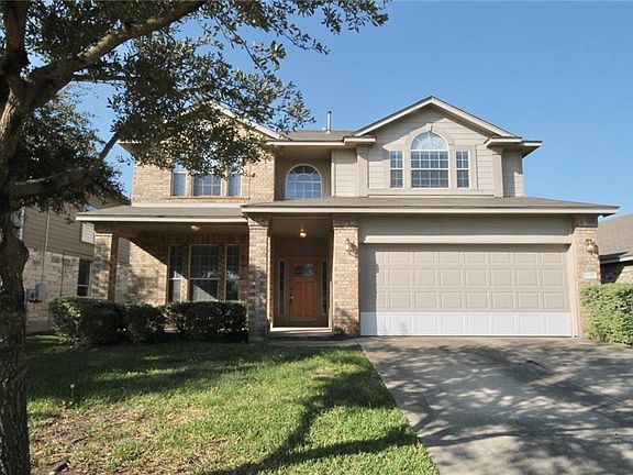 2nd image of 11120 Persimmon Gap Dr