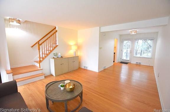 2nd image of 1043 N Old Woodward Ave Unit 6