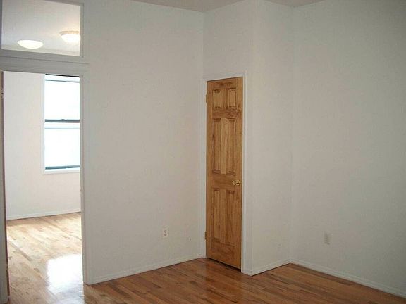 4th image of 423 16th St #13