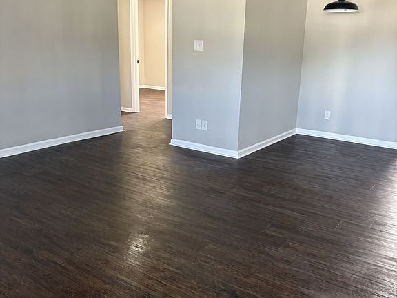 2nd image of 401 Hilltop Dr #503