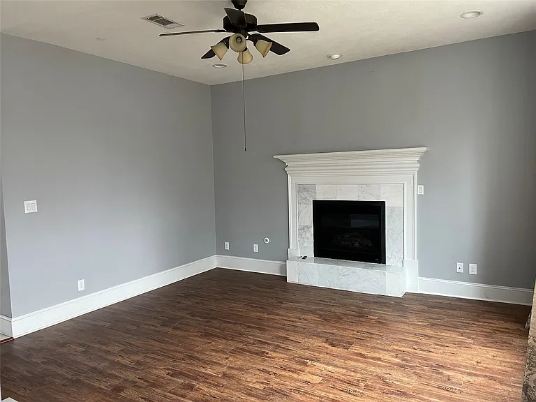 5105 Maple St — Photo 14