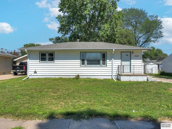 1348 Mayfair Ave, Fremont, NE 68025