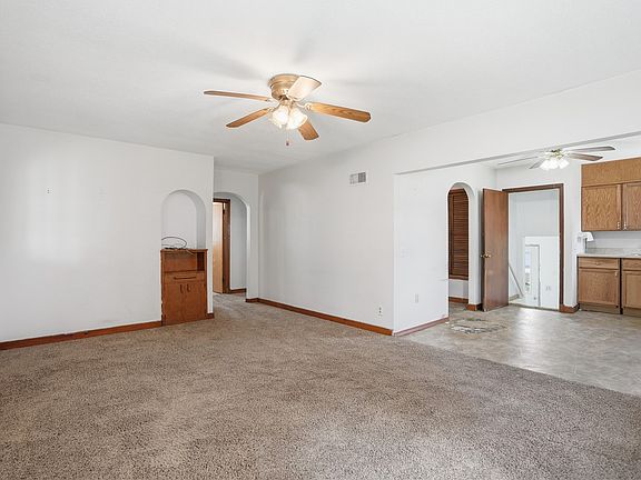 4th image of 309 2nd Ave
