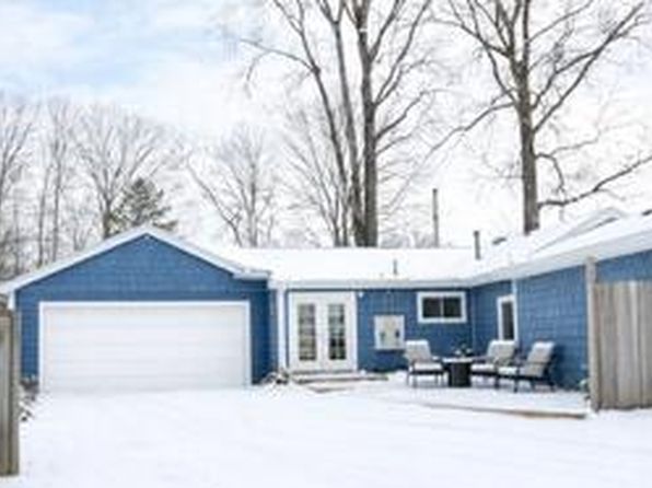 8660 Dexter Pinckney Rd #1