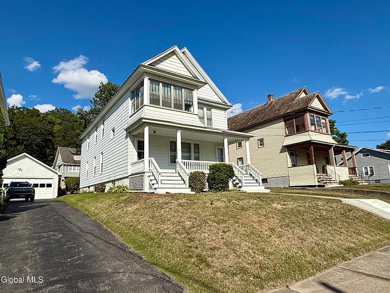 3rd image of 77-79 Stewart Street