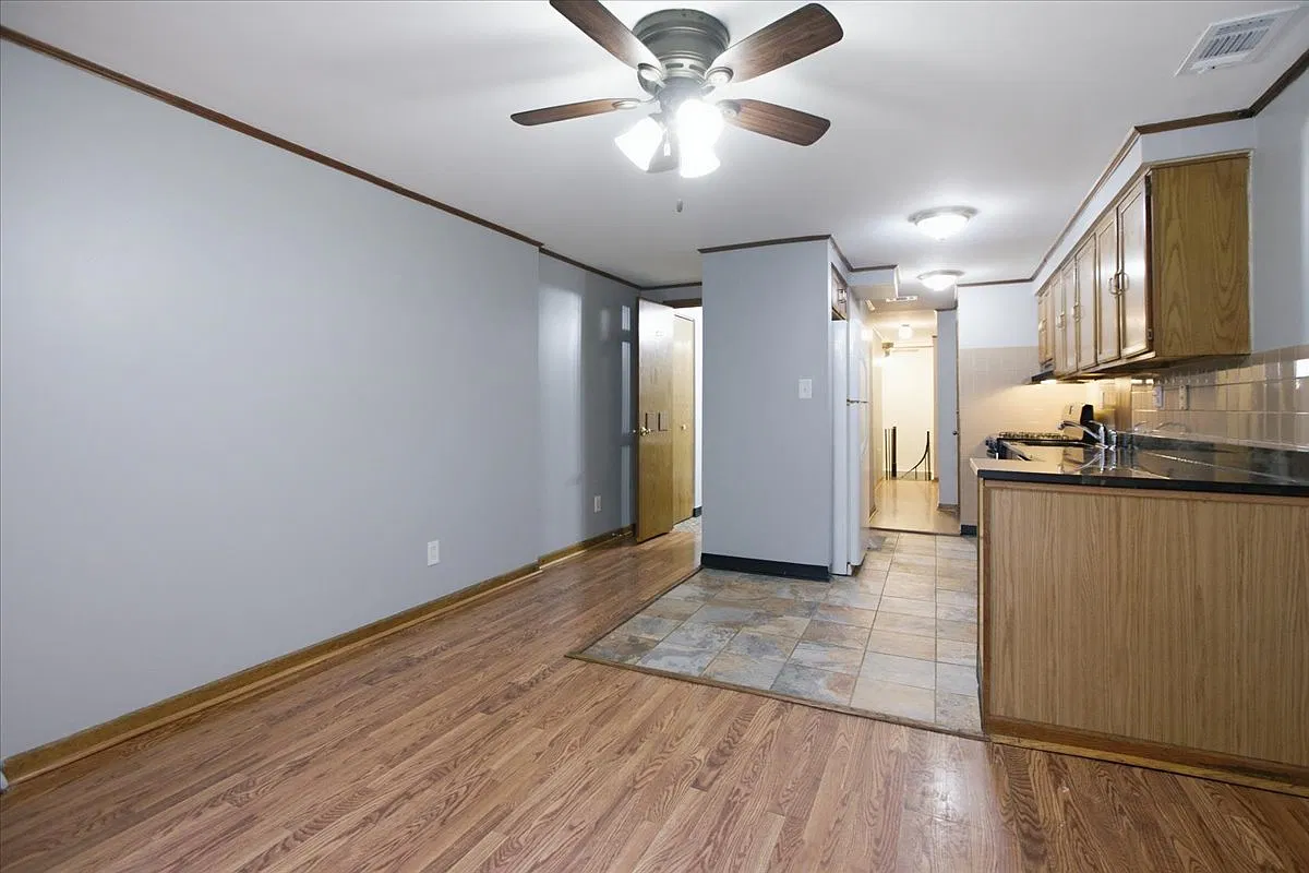 1128 W Diversey Pkwy — Photo 4