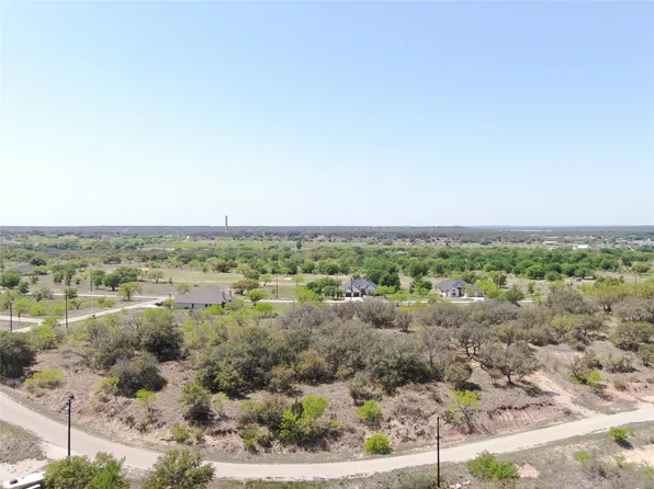 268-270 Summer Wind Dr, Brownwood, TX 76801