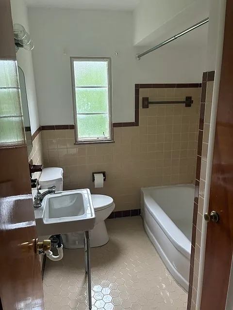 2 bed, 917 sqft, $1,100 — Photo 3