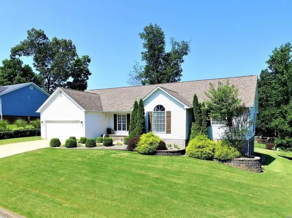 2541 Stone Ridge Dr, Poplar Bluff, MO 63901