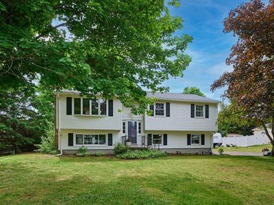 10 Robin Rd, Easthampton, MA, 01027